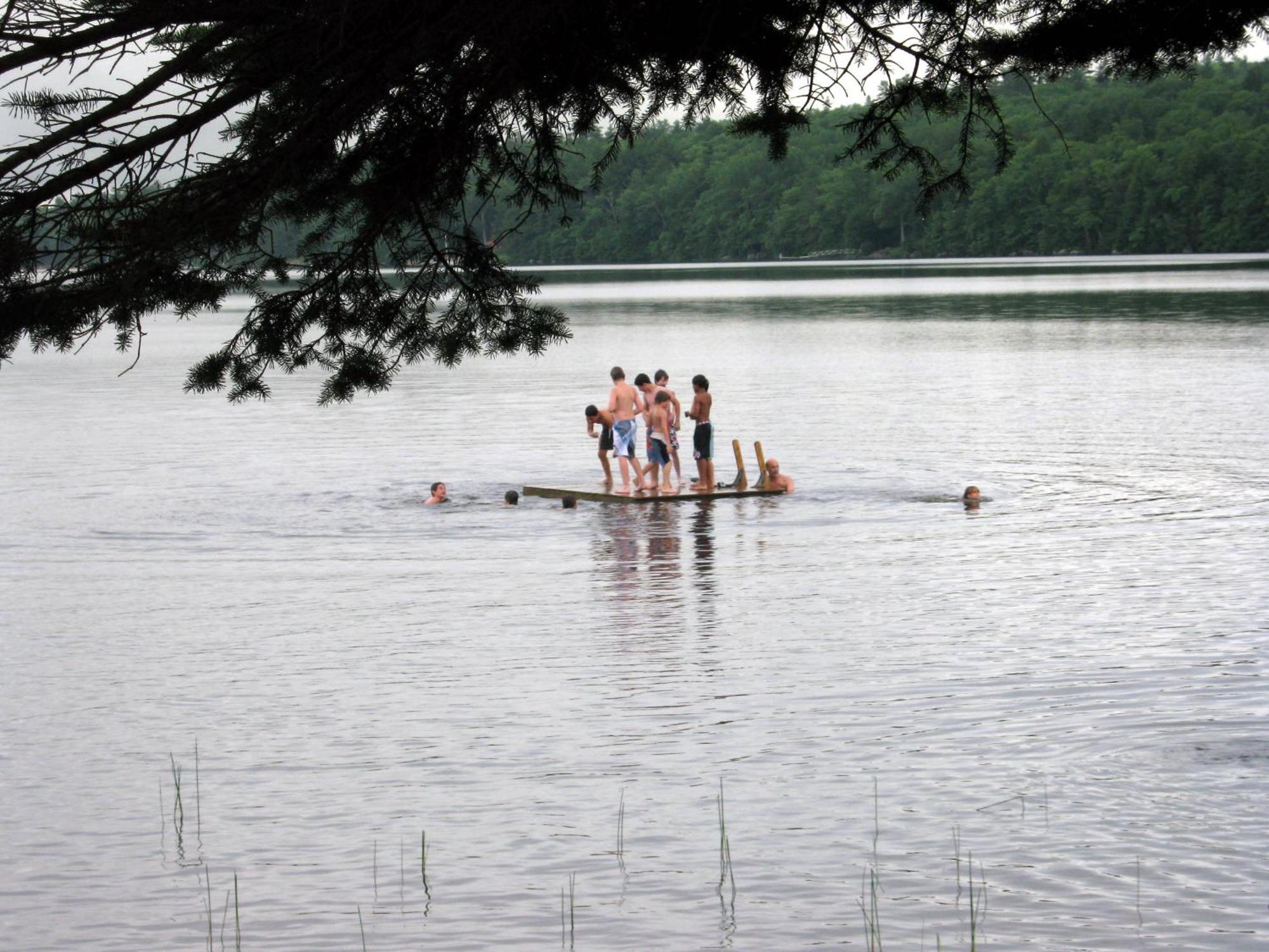 Alamoosook Lakeside Inn Orland Екстер'єр фото